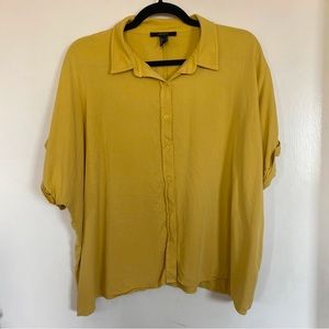 Forever 21 Yellow button down short sleeve shirt- Size L